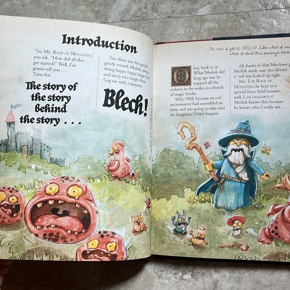 Lego NEXO Knights The Book of Monsters. Hardcover book. - Picture 6 of 12